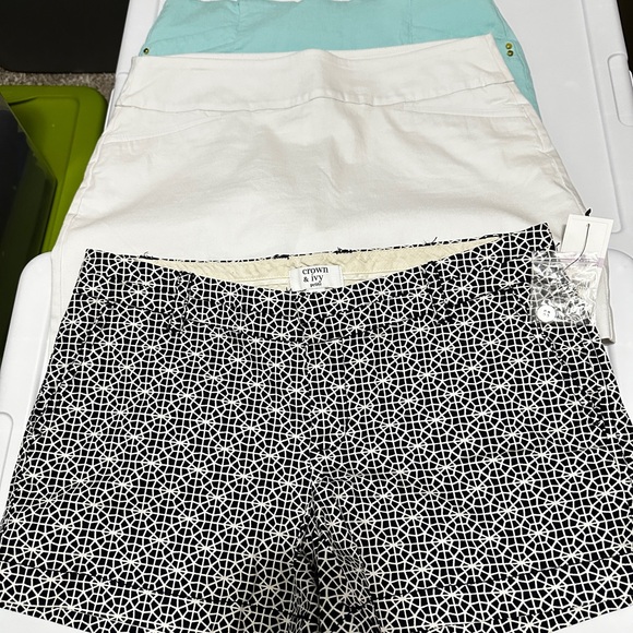 Crown & Ivy Black and White Patterned Women's Shorts, attyre skorts - Picture 1 of 9